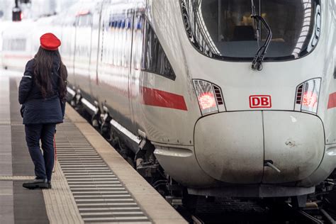 frau befriedigt sich in ice